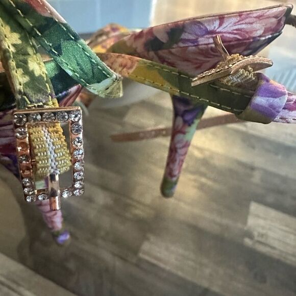 Express Floral Strappy Heels - Multicolor - Picture 7 of 9